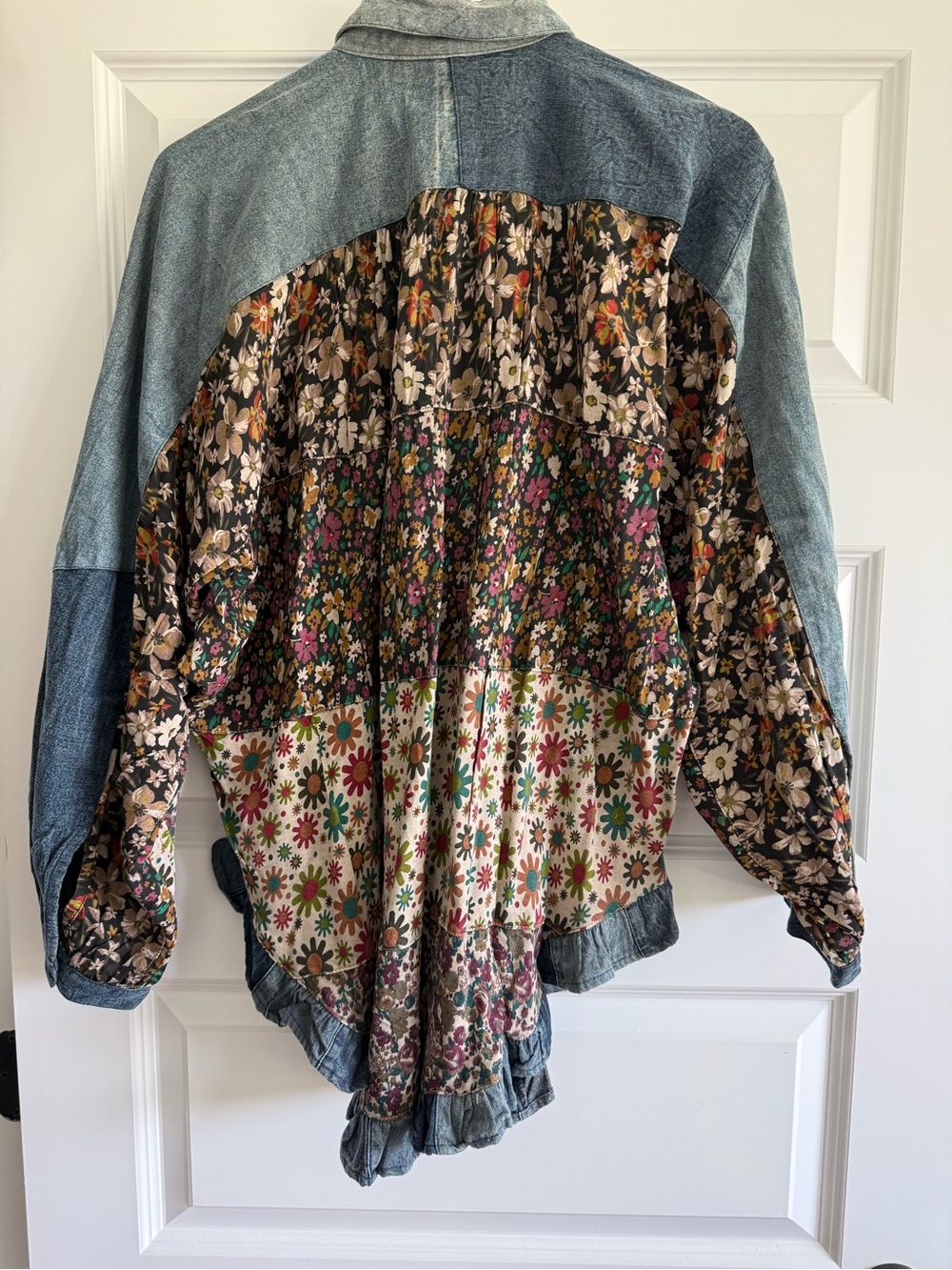 Young Threads Patchwork Boho Top NWT - Picture 8 of 12